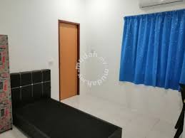 Decent and neat room self contain in oko cole for rent which has proximity to the third mainland bridge,fenced and gated with adequate parking, portable water is available with good light,fully tiled and prepaid metre is avai. Room For Rent Rooms For Rent In Kuching Sarawak Mudah My