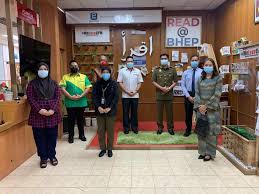 Off lebuh silikon, 43400 upm serdang. Kunjungan Jabatan Sukarelawan Malaysia Rela Ke Pejabat Timbalan Naib Canselor Hal Ehwal Pelajar Dan Alumni Upm Bahagian Hal Ehwal Pelajar