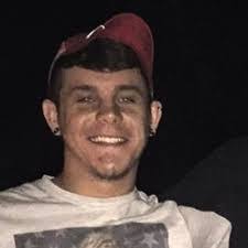 Beau Holcomb's Instagram, Twitter & Facebook