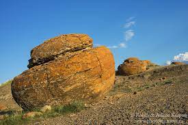 Red Rock Coulee Revisited Photo Journeys Red Rock Rock Giant Boulder