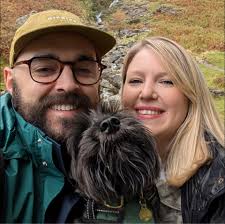 Is there a bus that goes direct from Wantage or Grove to the JR, Oxford? I  can't find one….