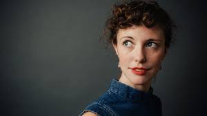 Artist of the Week: Esme Patterson — Entertainment Thomas Dulieu