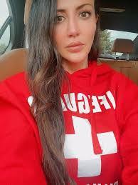 Barry Hobson's Instagram, Twitter & Facebook