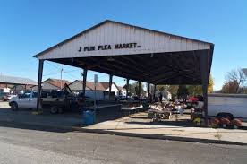 Traders village in grand prairie, texas opened in 1973 and is spread over 120 acres with more than 3,500 dealers every weekend. 21 Must Visit Flea Markets In Missouri Where You Ll Find Awesome Stuff Fleas Flea Market Things To Do In Missouri