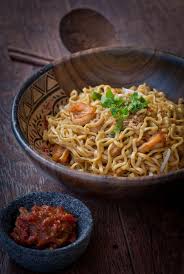 Basically, bami goreng is a spicy fied noodle meal. Mie Goreng Java Recipe Indonesian Fried Noodles