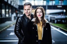 De presentatrice kondigde daarin meteen haar plannen voor he volgende radioseizoen aan. Peter Van De Veire En Michele Cuvelier Jesus Christ Wat Is Dat Hier Allemaal De Morgen