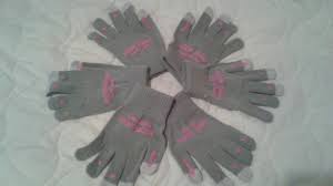 Learning How To Type At A Young Age Can Be A Difficult Overwhelming Task To Take On With The Asdf Gloves From 516latchmie C Typing Skills Helping Kids Gloves