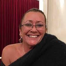 Akeeba Gibbons's Instagram, Twitter & Facebook