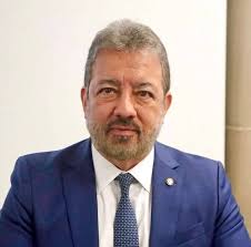 UP, UP, AND AWAY! ⬆️⬆️⬆️ Thanks to Driver Chris D. for sharing this video  of his truck being lifted up at a grain mill to unload red winter wheat!