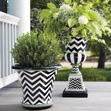 Black And White Outdoor Plant Pots Zoey Urn Grandin Road Flower Pots Planters Outdoor Urns
