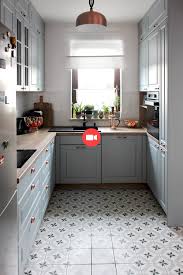Cuisine Grey S Kitchen Gris Maa Cuisine De Lili Nature Creative Et Inspirujco Avec Des Notes De Kitchen Design Small Kitchen Remodel Small Kitchen Design