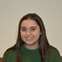 Maggie Dow's Instagram, Twitter & Facebook