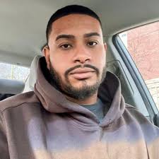 Jake Moffett (@Armlessjake69)