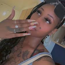 Shiquita Rucker's Instagram, Twitter & Facebook