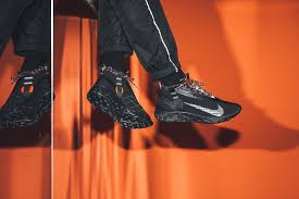 Nike React Mid Wr Ispa Black White Anthracite Total Crimson At3143 001 Nike Black All Black Sneakers