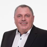 90+ Profile mit dem Suchbegriff „Hüttner“