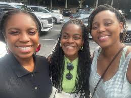 Happy Birthday Ashlee! 🎉🎊🎁 Motherhood looks good