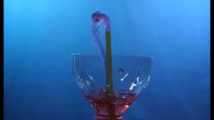 Fabriquer une fontaine d intérieur. Comment Faire Une Fontaine Qui Fonctionne Toute Seule Avec Trois Bouteilles En Plastique Video Dailymotion