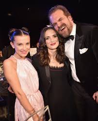 Stranger things debuted on netflix in 2016 and, over the course of three seasons, has remained one of the streaming service's most popular original series. Winona Ryder And David Harbour At The 2018 Sag Awards Popsugar Celebrity