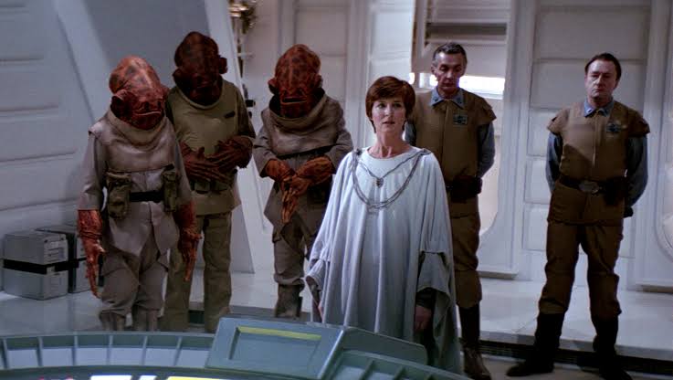 Resultado de imagem para mon mothma star wars episodio 6"
