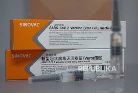 Vaksin sinovac yang dikenal juga dengan nama coronavac sudah mendapat izin penggunaan darurat dari badan pengawas obat dan makanan (bpom) ri. Sinovac Sebut Hampir Semua Pegawainya Divaksin Covid 19 Republika Online