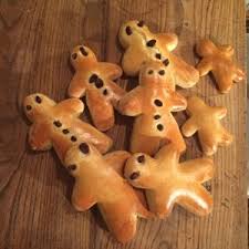 La Tradition En Alsace Pour La Saint Nicolas Est De Realiser Des Bonhommes En Pate Levee Des Manneles Ou Manna Recettes De Cuisine Cuisine Recette En Famille