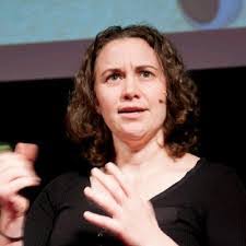 Carina Kemp's Instagram, Twitter & Facebook