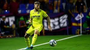As the villarreal defender celebrated winning the europa league inside the. Villarreal Alberto Moreno Estara Dos Meses De Baja Marca Com