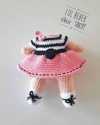 Lol Bebek Elbise Tarifi 1 Beyaz 23 Zincir Cek 2 Ilmekten Basla 3x 2 Zincir 5x 2 Zincir 7x 2 Zincir 5x 2 Zincir 3 Bebekler Icin Orgu Amigurumi Lol