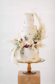 These Are The Winners Of The Weddingbells 2020 Canadian Wedding Awards Weddingbells Boho Wedding Cake Wedding Cake Options Wedding Cake Centerpieces