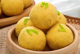 Suji ladoo with this fiji indian recipe is very easy.suji ladoo is suji ladoo is an indian sweet that is made during diwali, shivratri, ram navami, navratri, janamashtami and other religious occasions. Besan Ke Ladoo Recipe How To Make Besan Ke Ladoo