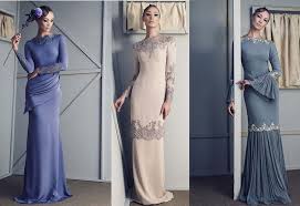 Cipayung kurung from rizalman for zalora in white and blue homegrown fashion designer rizalman for zalora unites the best of the classic and contemporary in this delightful baju kurung. 10 Lebaran Collections By Local Designers We Re Wearing This Raya Firstclasse