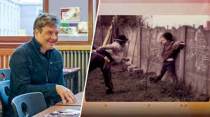 Изучайте релизы bart peeters на discogs. Piepjonge Bart Peeters Was Voorbestemd Voor Showbizz Ik Gooide Met Vlijmscherpe Messen Naar Mijn Broer Showbizz Hln Be
