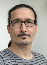 Michael Bertram: „Housing“