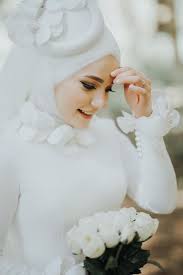 Örgü topuz gelin saçı modelleri. 10 En Iyi Tesettur Gelin Basi Modelleri Nisanur Tesettur Moda Ve Kuafor