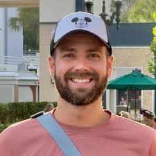 Which restaurant is better, Oceana or Gemma?