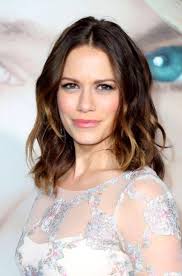 Happy birthday 🎊 to Frances Fisher (born May 11, 1952) that among so many  roles has been also on: 🎂💐🎁🪅🎏🎉🎈🍾 ❤️Marrying Mr. Darcy (2018)  🧡Unleashing Mr. Darcy (2016) 💛Portrait of Love (2015)