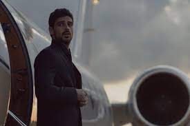 5 Fakta Michele Morrone Pemeran Massimo Dalam 365 Days Netflix Halaman All Kompas Com