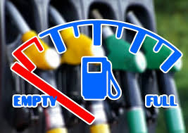 Subsidi minyak ditarik sebab sebelum ini semua orang dapat subsidi minyak tidak kira kaya atau miskin, sebab itu kerajaan tarik balik subsidi. Petrol Komersial Vs Petrol Subsidi