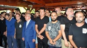 Survivor, o ses türkiye, yetenek sizsiniz türkiye, jet sosyete ve kızım videoları. Dominikte Oldurulen Kameraman Topraga Verildi Son Dakika Haberleri