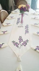 Eski Kanaviceleri Masa Ortusu Runner Ve Pece Te Olarak Degerlendirdik Kanavice