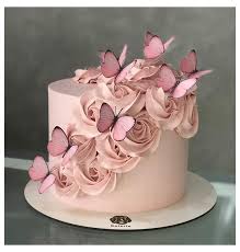 This birthday cake looks scrumptious. Pin On Kurze Frisuren Cake Decorating Ideas Birthday Woman Jun 28 2020 Hang Von Butterfly Birthday Cakes Birthday Cake With Flowers 18th Birthday Cake