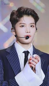 Pin Oleh ɪᴀɴ Di Nct In The House Nct Selebritas Kpop