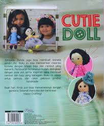 Jangan resah karena kami akan memberikan beberapa inspirasi lengkap tentang pola boneka flanel gajah, sehingga kamu bisa mendapatkan boneka flanel sebagai bingkisan untuk putri tercinta atau orang kesayangan kamu. Cutie Doll 100 Handmade Dilengkapi Pola Boneka Baju Rambut