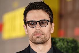 Who are the new contenders to play James Bond?