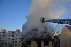 St pierre c'est surtout une petite ville et c'est surtout la campagne ou en tout cas ceux qui y sont venus par choix le voyaient comme cela.; Saint Pierre Du Perray La Famille Sinistree Reconnaissante A La Suite D Un Elan De Solidarite Actu Essonne