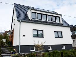 Modernisierung Eines Siedlungshauses In Wiesbaden Architektur Haus Modernisieren Hauswand