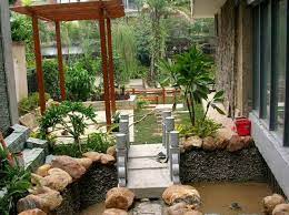 Model rumah yang dilengkapi dengan kehadiran taman kecil telah menjadi tren yang kian populer di tengah masyarakat modern. 30 Contoh Desain Taman Rumah Minimalis Paling Kreatif