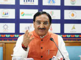 Education minister goes live dr ramesh pokhriyal live with anurag tyagi classes загрузил: Cbse Class 12 Board Exams Cbse Latest News To Hold Class 12 Boards Or Not Educationists Split Wide Open