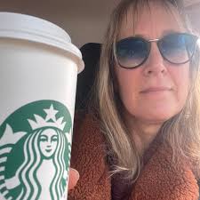 This low carb Strawberry Shortcake is one of my favorites! 😋🍓 It's soooo  good!!! Say SHORTCAKE 👇 if you want the recipe for how to make this  delicious dessert.